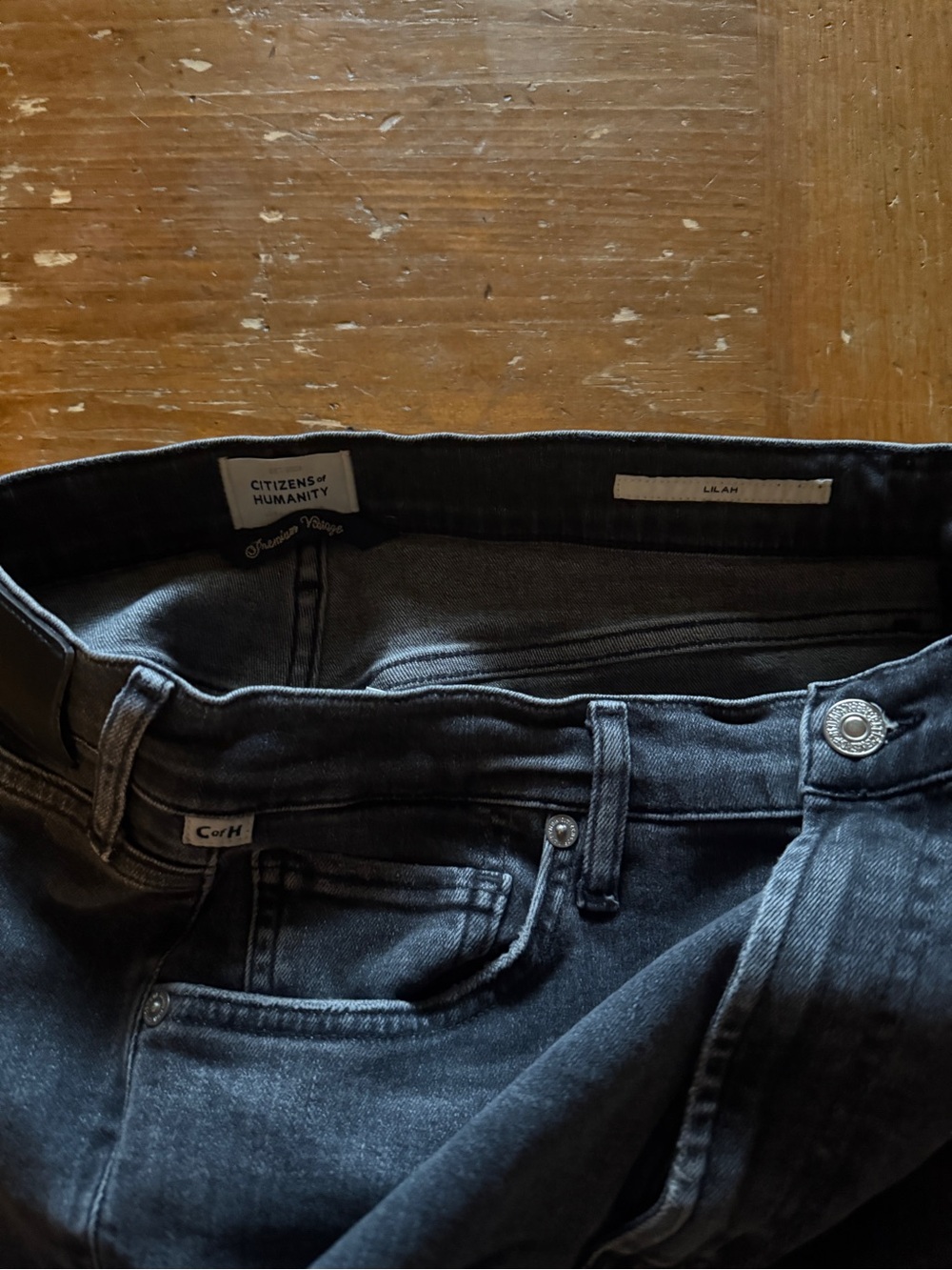 Citizens Of Humanity Dark Blue Flare Jeans - Picture 3 of 4